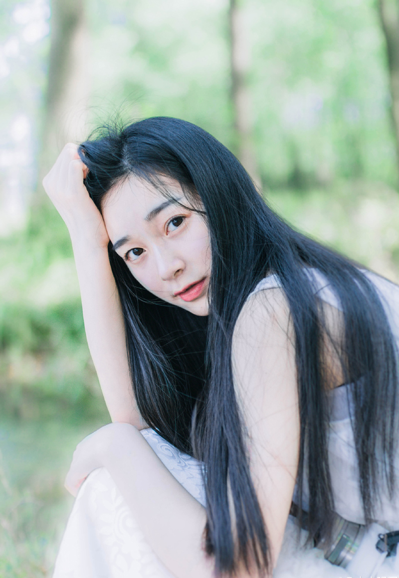 诸葛亮认识的那个庞士元，性格中存在着很大的缺点，扬长避短，这是诸葛亮最擅长的，只要针对庞统这种性格缺点，要对付他，不难。